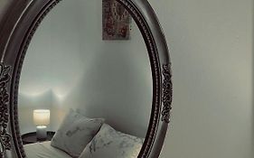 Family House Dim